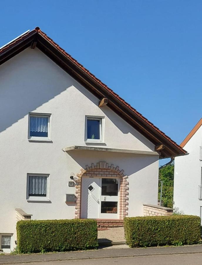 Ommersheim Ferienwohnung Kempf Mandelbachtal מראה חיצוני תמונה